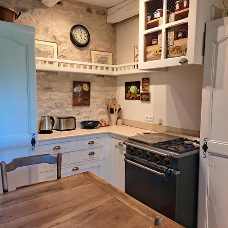 Casa vacanze Les Tournesols Piscine, Campagne, Idéal Familles